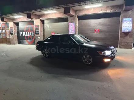 Toyota Camry 2001 года за 4 000 000 тг. в Алматы – фото 2