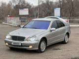 Mercedes-Benz C 240 2000 года за 2 400 000 тг. в Алматы – фото 2