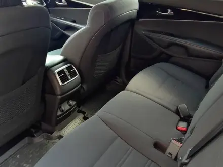 Kia Sorento 2018 года за 12 700 000 тг. в Алматы – фото 5