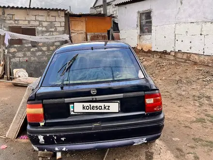 Opel Vectra 1995 года за 140 000 тг. в Актобе – фото 3