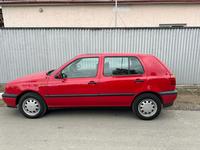 Volkswagen Golf 1992 годаүшін2 200 000 тг. в Тараз