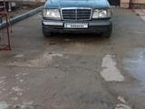 Mercedes-Benz E 260 1992 годаүшін1 600 000 тг. в Актау – фото 2