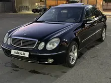 Mercedes-Benz E-Class, 2004