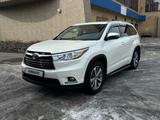 Toyota Highlander 2014 года за 16 000 000 тг. в Караганда