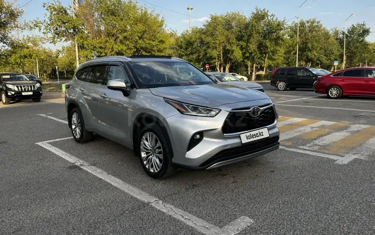 Toyota Highlander 2023 годаүшін27 000 000 тг. в Атырау