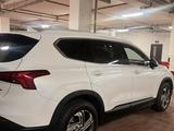 Hyundai Santa Fe 2023 года за 18 200 000 тг. в Астана – фото 4