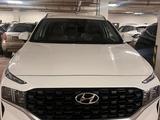 Hyundai Santa Fe 2023 года за 18 200 000 тг. в Астана – фото 3