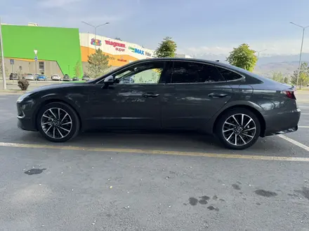 Hyundai Sonata 2021 года за 11 000 000 тг. в Алматы – фото 17