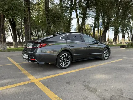 Hyundai Sonata 2021 года за 11 000 000 тг. в Алматы – фото 4