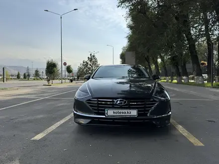 Hyundai Sonata 2021 года за 11 000 000 тг. в Алматы – фото 6