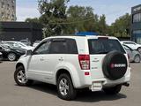 Suzuki Grand Vitara 2006 годаүшін4 500 000 тг. в Алматы – фото 3