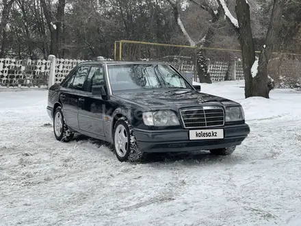 Mercedes-Benz E 280 1994 года за 4 450 000 тг. в Алматы – фото 8