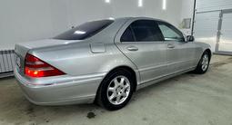 Mercedes-Benz S 430 2001 года за 2 800 000 тг. в Атырау – фото 2