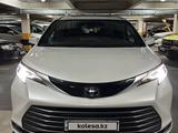 Toyota Sienna 2023 годаүшін20 000 000 тг. в Астана – фото 2