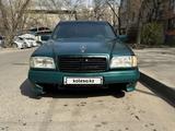 Mercedes-Benz C 180 1994 года за 800 000 тг. в Алматы