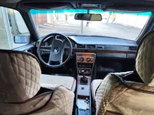 Mercedes-Benz E-Class, 1992