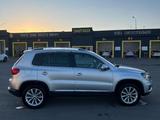 Volkswagen Tiguan 2012 годаfor6 700 000 тг. в Караганда – фото 5