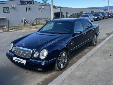 Mercedes-Benz E 280 1998 года за 3 500 000 тг. в Алматы