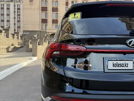 Hyundai Santa Fe 2022 года за 20 000 000 тг. в Астана – фото 3