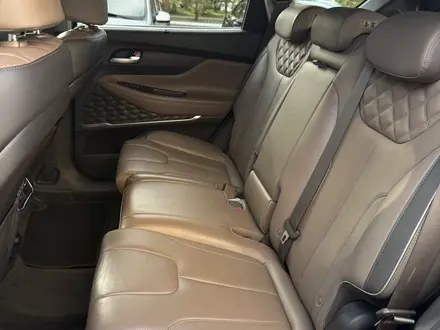 Hyundai Santa Fe 2022 года за 20 000 000 тг. в Астана – фото 12