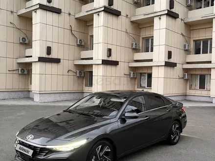 Hyundai Elantra 2024 года за 8 400 000 тг. в Семей – фото 4