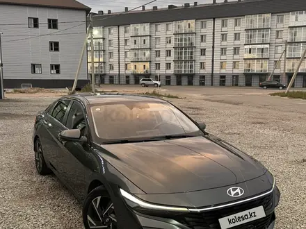 Hyundai Elantra 2024 года за 8 400 000 тг. в Семей