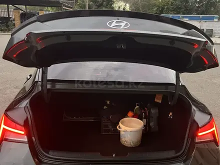 Hyundai Elantra 2024 года за 8 400 000 тг. в Семей – фото 7