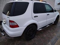 Mercedes-Benz ML 320 2002 годаfor4 000 000 тг. в Актау