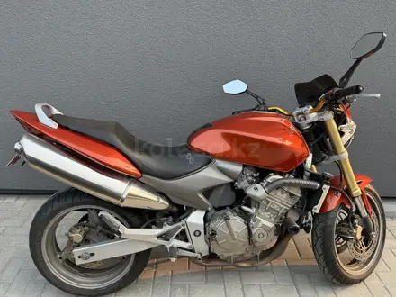 Honda  Hornet 600 2005 года за 2 140 000 тг. в Петропавловск – фото 4