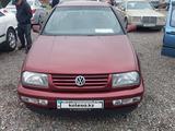 Volkswagen Vento 1993 года за 1 900 000 тг. в Алматы – фото 3