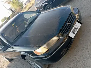 Toyota Camry, 1999