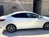 Hyundai Elantra 2019 года за 7 700 000 тг. в Шымкент – фото 5