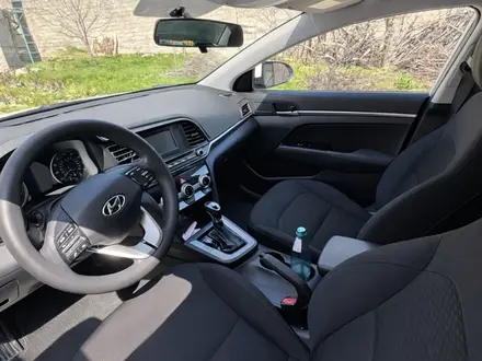 Hyundai Elantra 2019 года за 7 700 000 тг. в Шымкент – фото 8