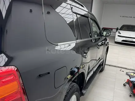 Toyota Land Cruiser 2012 года за 23 500 000 тг. в Актобе – фото 3