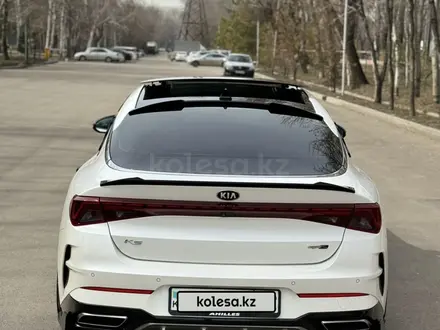 Kia K5 2020 года за 13 000 000 тг. в Алматы – фото 4