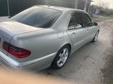 Mercedes-Benz E 430 2001 годаүшін6 000 000 тг. в Кордай – фото 4