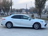 Toyota Camry 2020 года за 13 500 000 тг. в Тараз – фото 4