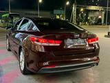 Kia Optima 2018 года за 7 500 000 тг. в Алматы – фото 4