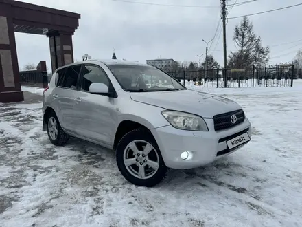 Toyota RAV4 2007 года за 6 490 000 тг. в Петропавловск