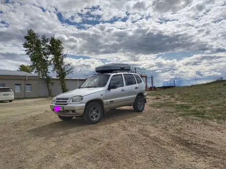 Chevrolet Niva 2005 года за 2 200 000 тг. в Семей