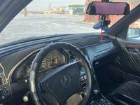 Mercedes-Benz C 220 1994 годаfor2 650 000 тг. в Астана