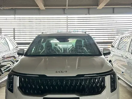 Kia Carnival 2024 года за 20 313 450 тг. в Алматы – фото 2