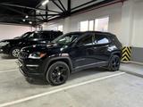 Jeep Compass 2018 года за 11 900 000 тг. в Алматы – фото 2