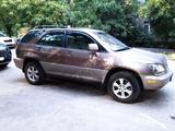 Lexus RX 300 1999 годаfor5 000 000 тг. в Алматы – фото 2