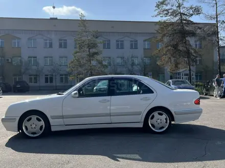 Mercedes-Benz E 320 2000 года за 6 500 000 тг. в Алматы – фото 4