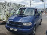 Volkswagen Caravelle 1996 года за 3 800 000 тг. в Павлодар