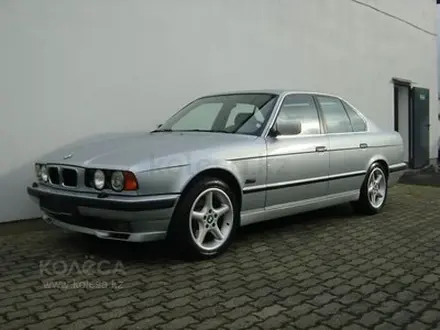 BMW 525 1993 года за 800 000 тг. в Караганда
