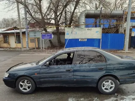 Toyota Carina E 1997 года за 1 500 000 тг. в Есик