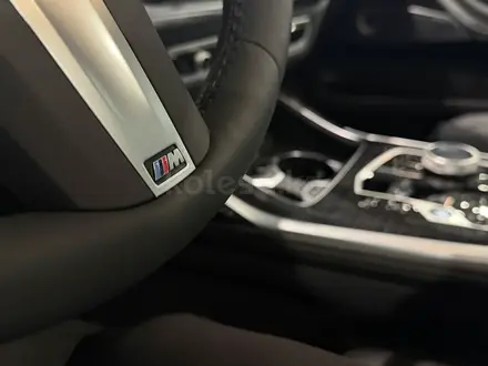 BMW X7 XDrive 40i 2026 года за 105 327 000 тг. в Петропавловск – фото 14