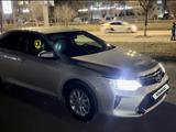 Toyota Camry 2015 года за 11 700 000 тг. в Атырау – фото 2